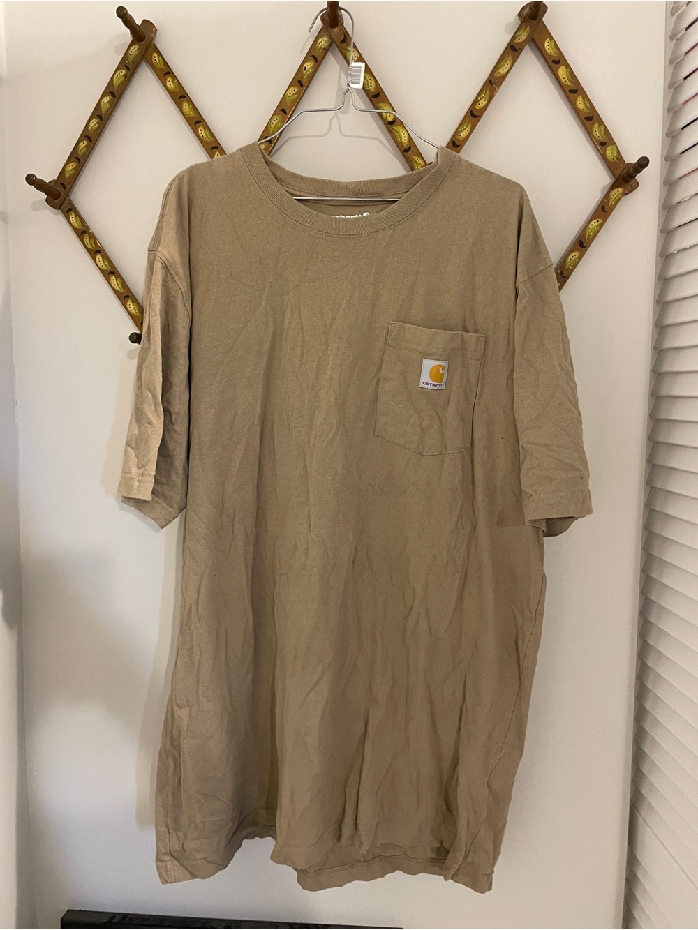 Carhartt Short-Sleeve Pocket Tee in Khaki